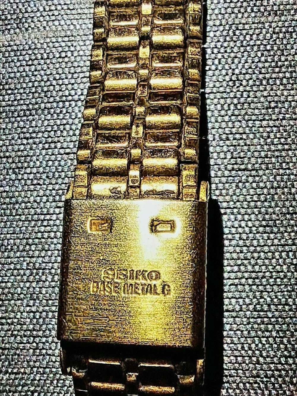 *Vintage*Seiko Gold Tone Ladies'Watch with White Dial